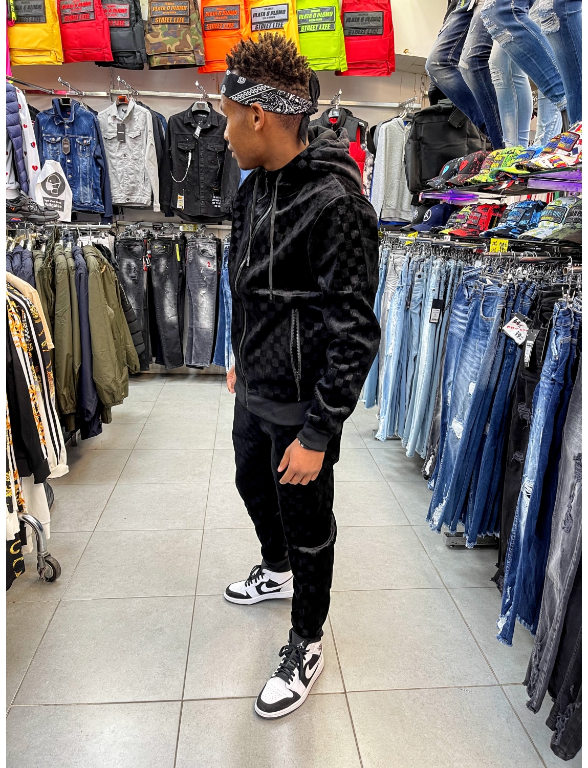 Ensemble Zoom Flight Velour
